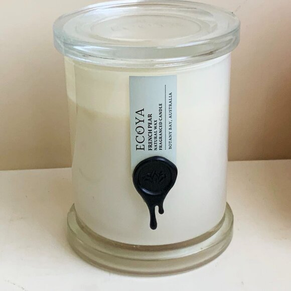 ECOYA French Pear Natural Wax 9.5 oz Fragranced Candle Made in AUSTRALIA - Picture 2 of 9